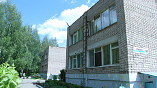 Входная группа Детский сад № 208.  Репина,  33